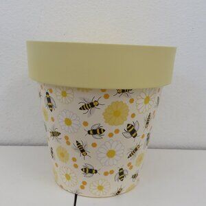 large Yellow/Black bumble bee Flower Pot